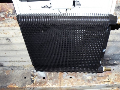 Mounting an external oil cooler on an early bus